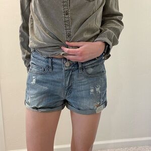Express size 4 Denim Shorts